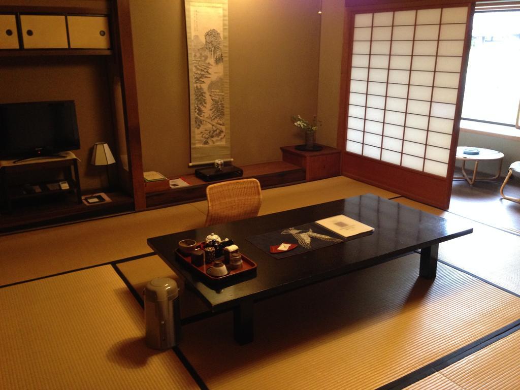Hotel Yoyokaku Karatsu Zimmer foto